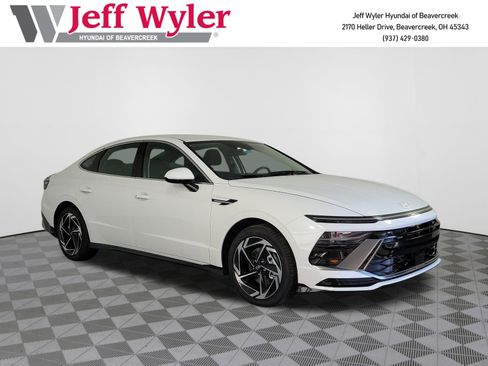 New 2026 Hyundai Sonata SEL FWD image 1
