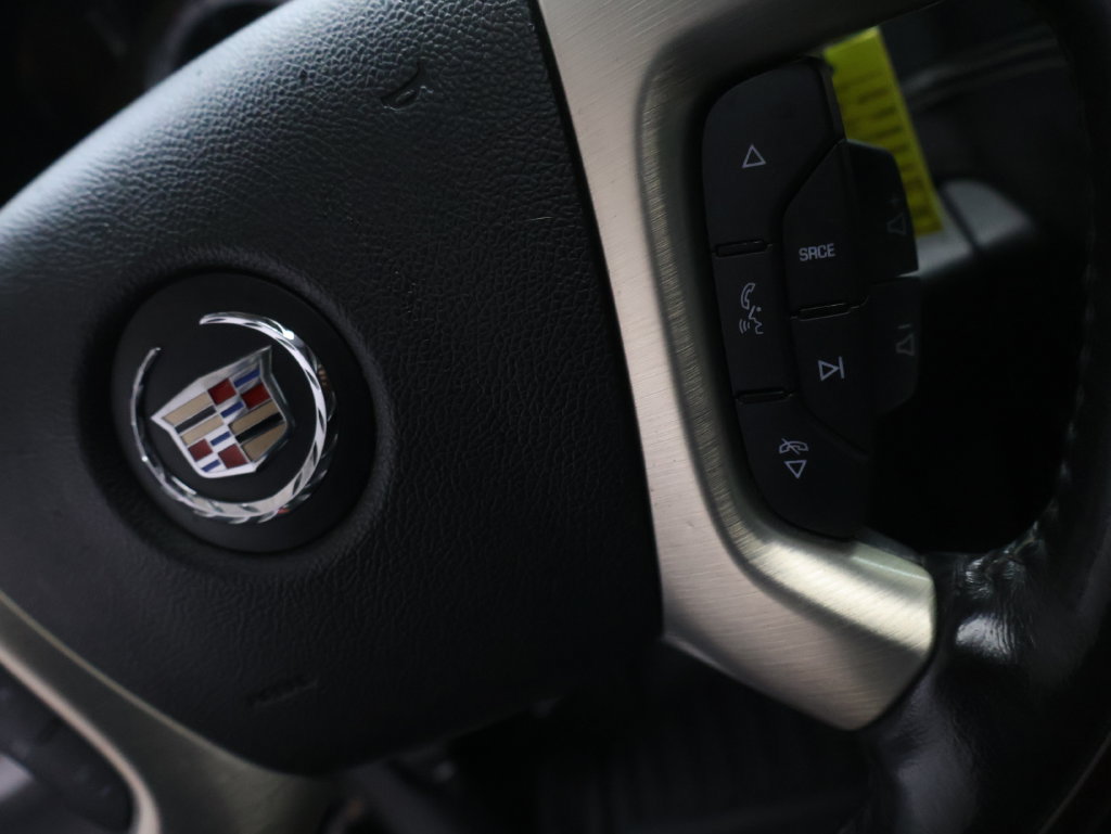 Used 2013 Cadillac Escalade ESV Platinum RWD image 23