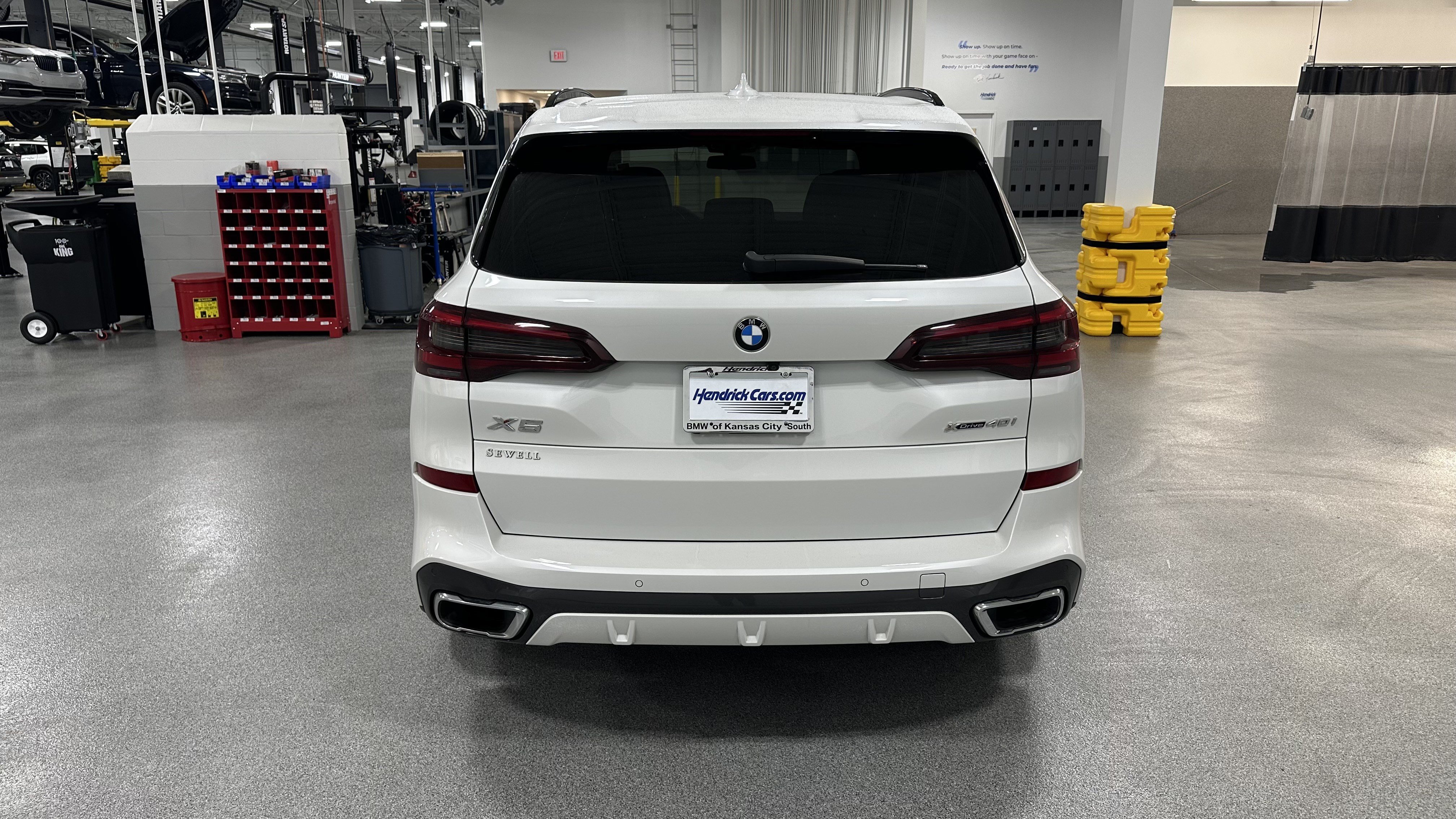 Used 2020 BMW X5 xDrive40i w/ M Sport Package AWD/4WD image 9