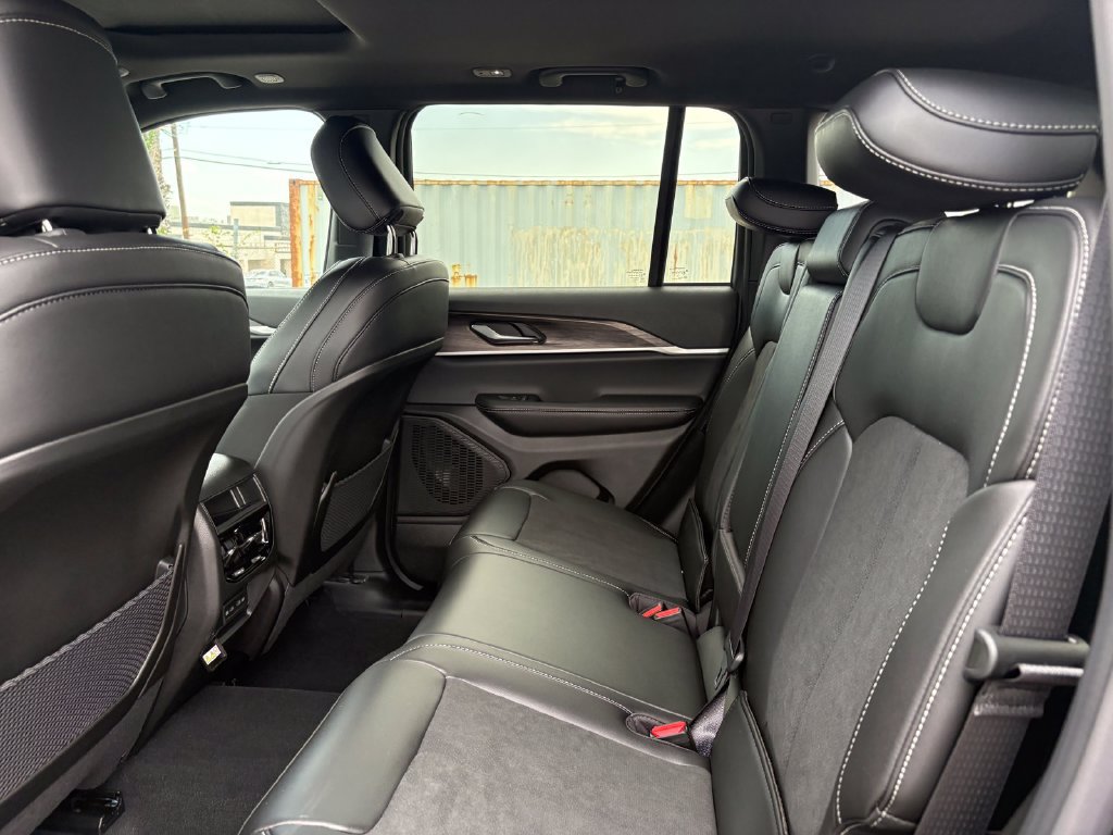 New 2026 Jeep Grand Cherokee Altitude RWD image 13