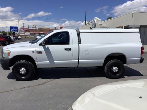Used 2008 Dodge Ram 2500 Truck ST w/ Popular Equipment Group AWD/4WD image 19