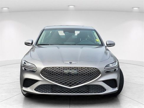 Used 2025 Genesis G70 2.5T image 2