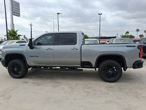 Used 2025 Chevrolet Silverado 2500 LTZ w/ Trail Boss Package AWD/4WD image 4