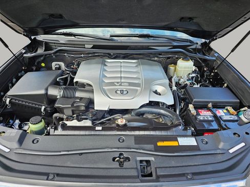 Used 2017 Toyota Land Cruiser Carfax 1 Owner! image 20