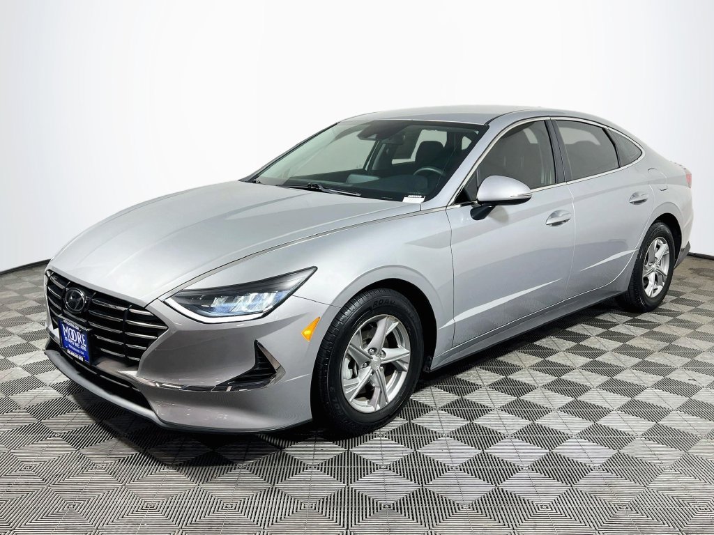 Used 2023 Hyundai Sonata SE FWD image 3