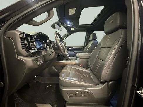 Certified 2022 Chevrolet Silverado 1500 High Country w/ High Country Premium Package image 21