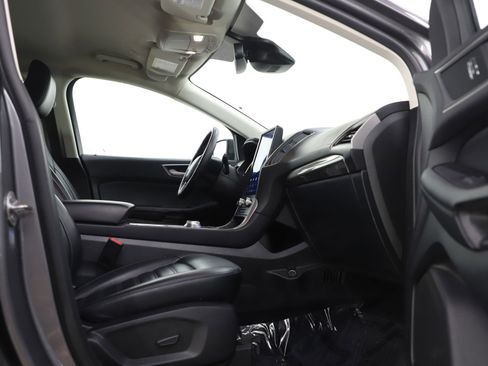 Used 2024 Ford Edge SEL AWD/4WD image 12