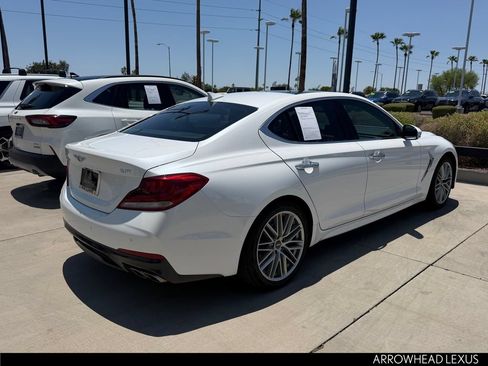 Used 2021 Genesis G70 2.0T w/ Elite Package RWD image 4