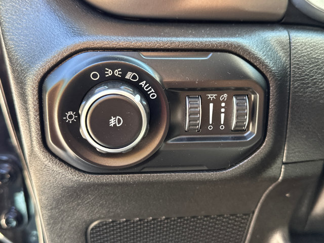Used 2019 Jeep Wrangler Sport AWD/4WD image 20