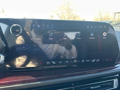 New 2026 Chevrolet Traverse RS image 29