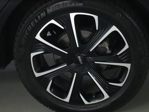 Used 2024 Lincoln Nautilus Reserve w/ Equipment Group 202A AWD/4WD image 45