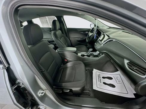 Used 2024 Chevrolet Malibu LT FWD image 32