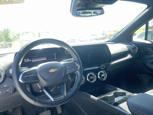 Used 2024 Chevrolet Blazer EV LT AWD/4WD image 8