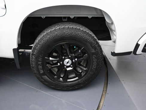 Certified 2024 Chevrolet Silverado 1500 RST image 9