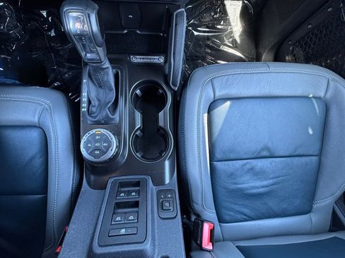 Used 2023 Ford Bronco Outer Banks AWD/4WD image 29