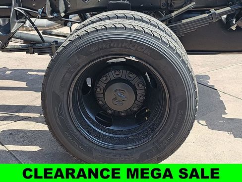 New 2025 RAM 4500 Tradesman image 38