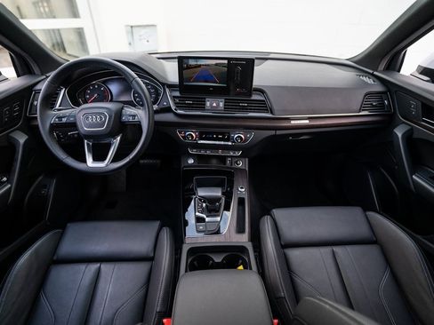 Used 2023 Audi Q5 2.0T Premium w/ Convenience Package image 15