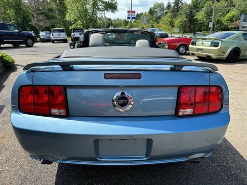 Used 2006 Ford Mustang GT Premium RWD image 5