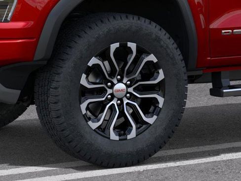 New 2026 GMC Canyon Denali image 9