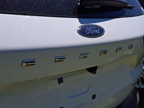Used 2023 Ford Escape Active w/ Tech Pack #1 AWD/4WD image 16