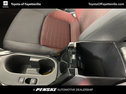 Certified 2025 Toyota Corolla SE image 35