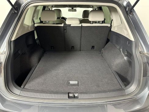 Used 2019 Volkswagen Tiguan SE image 7