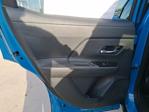 New 2026 Nissan Kicks SR image 22