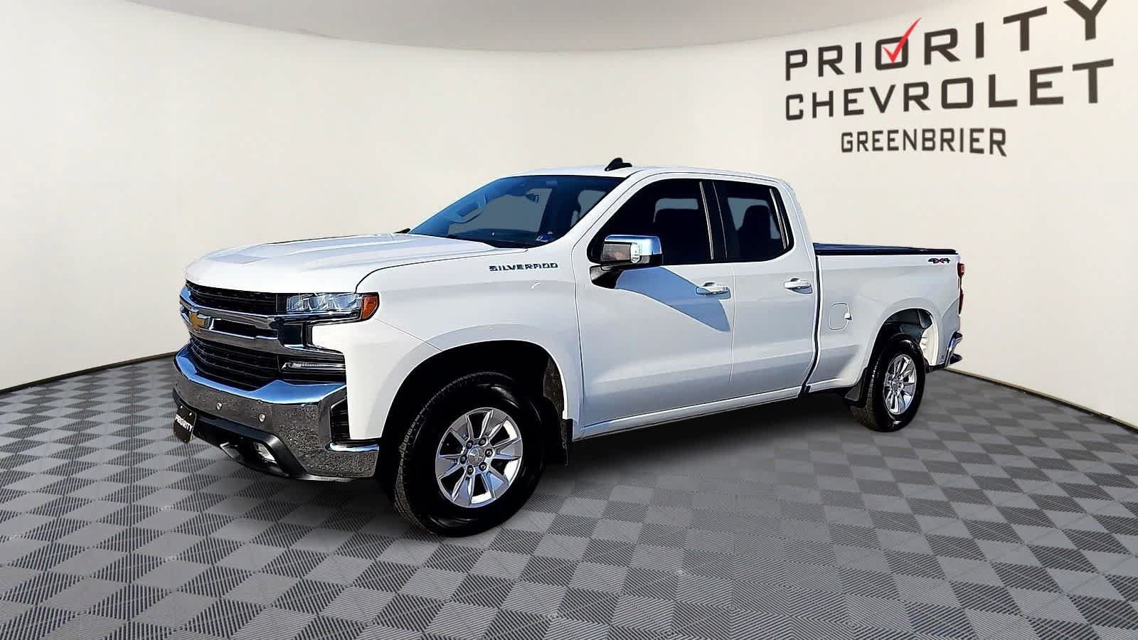 Certified 2019 Chevrolet Silverado 1500 LT w/ Convenience Package AWD/4WD image 4