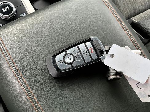 Used 2023 Ford Explorer Timberline image 12