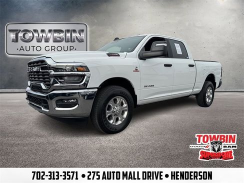 Used 2025 RAM 2500 Big Horn w/ Bed Convenience Group image 1