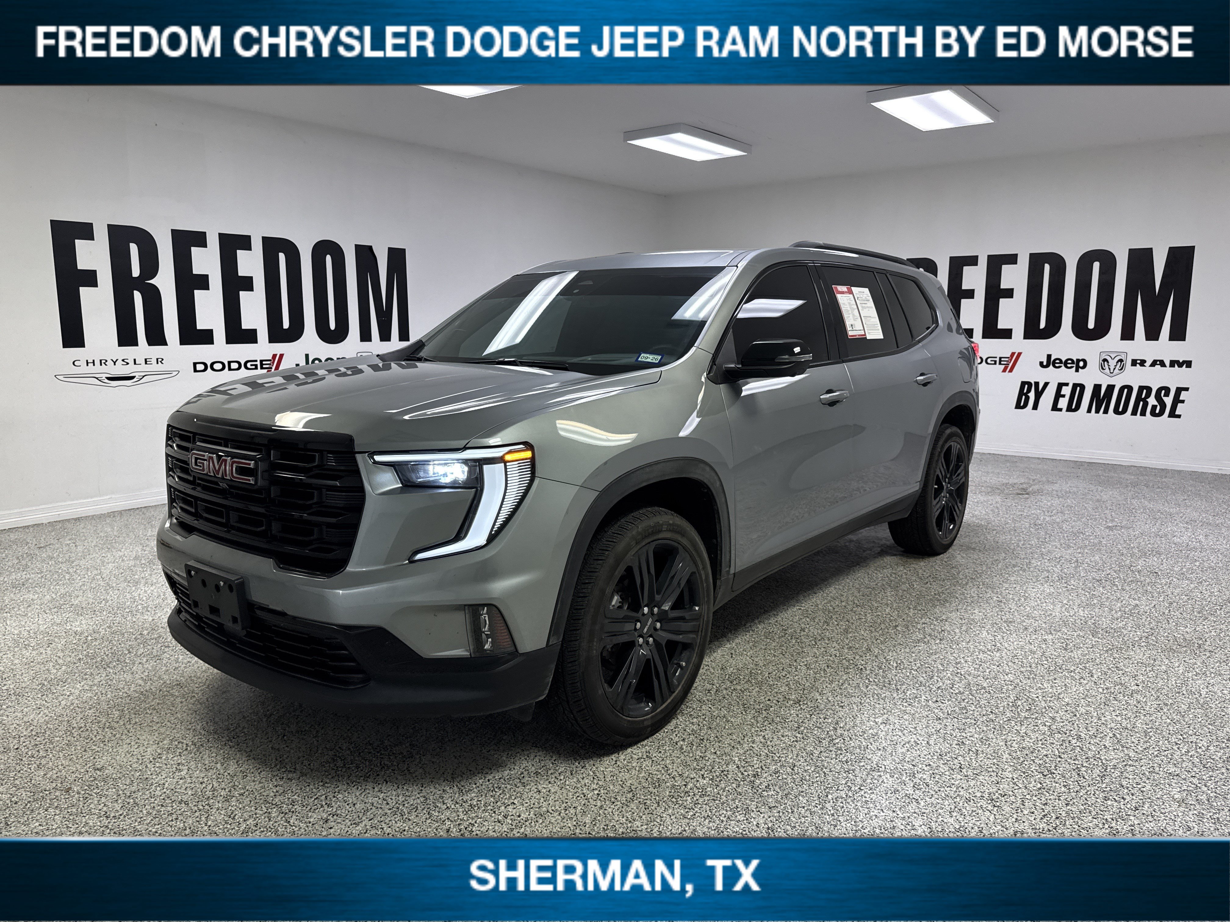 Used 2024 GMC Acadia Elevation w/ Black Edition FWD image 1