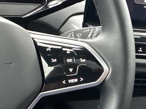 Certified 2024 Volkswagen ID.4 S image 18