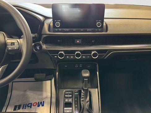 Used 2024 Honda CR-V EX image 12