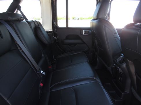 Used 2023 Jeep Wrangler Sahara w/ Safety Group image 11