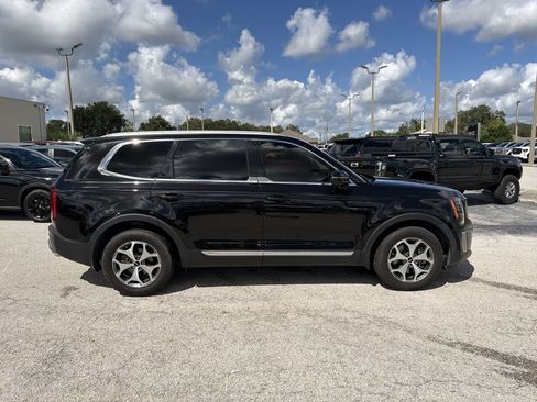 Used 2022 Kia Telluride EX FWD image 3