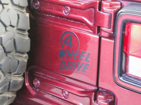 Used 2021 Jeep Wrangler Unlimited Sport image 10