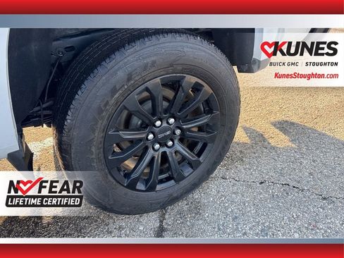 Used 2022 GMC Canyon Elevation Standard w/ Trailering Package image 17