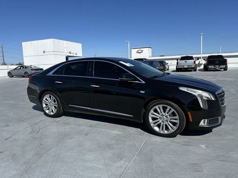 Used 2018 Cadillac XTS Luxury image 37