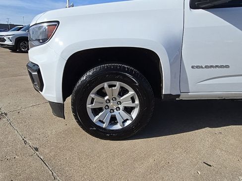 Used 2021 Chevrolet Colorado LT w/ Fleet Safety Package image 9