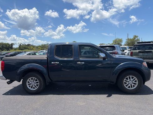 Used 2019 Nissan Frontier SV RWD image 8