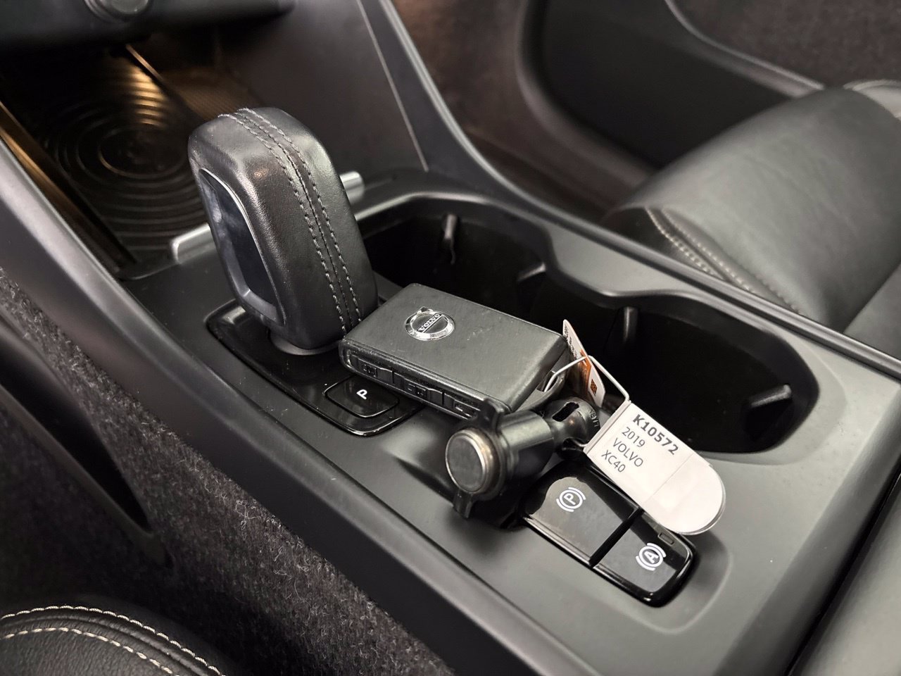 Used 2019 Volvo XC40 T5 Momentum AWD/4WD image 18