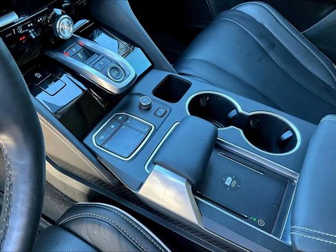 Used 2024 Acura MDX SH-AWD w/ Advance Package image 15