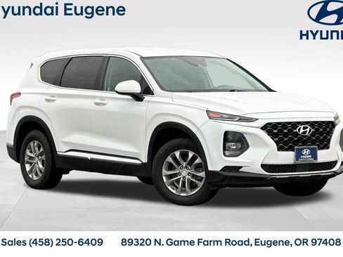 Used 2019 Hyundai Santa Fe SE image 1