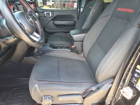 Used 2020 Jeep Gladiator Rubicon w/ LED Lighting Group AWD/4WD image 18