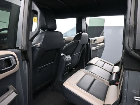 Used 2023 Ford Bronco Wildtrak AWD/4WD image 14