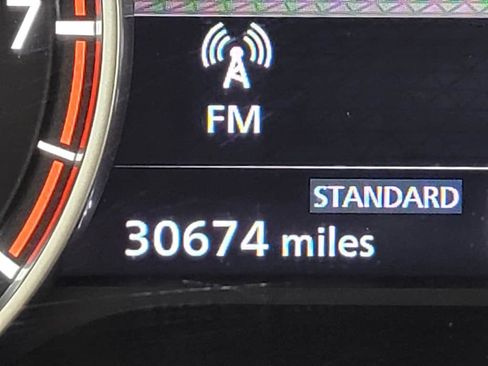 Used 2023 Nissan Rogue SV image 14