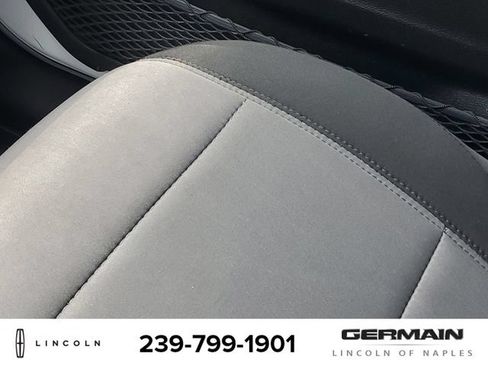 Used 2019 Jeep Wrangler Unlimited Sahara AWD/4WD image 29