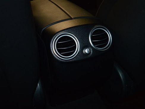 Certified 2022 Mercedes-Benz GLC 300 image 35