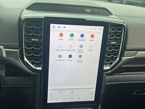 Used 2024 Ford Ranger Lariat image 25