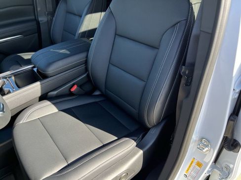 New 2026 Chevrolet Traverse LT image 20